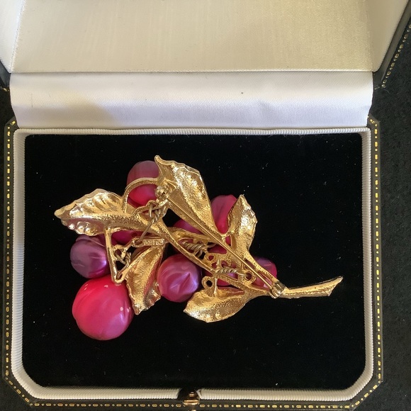Vintage ART signed brooch & earrings sets. - Picture 5 of 12